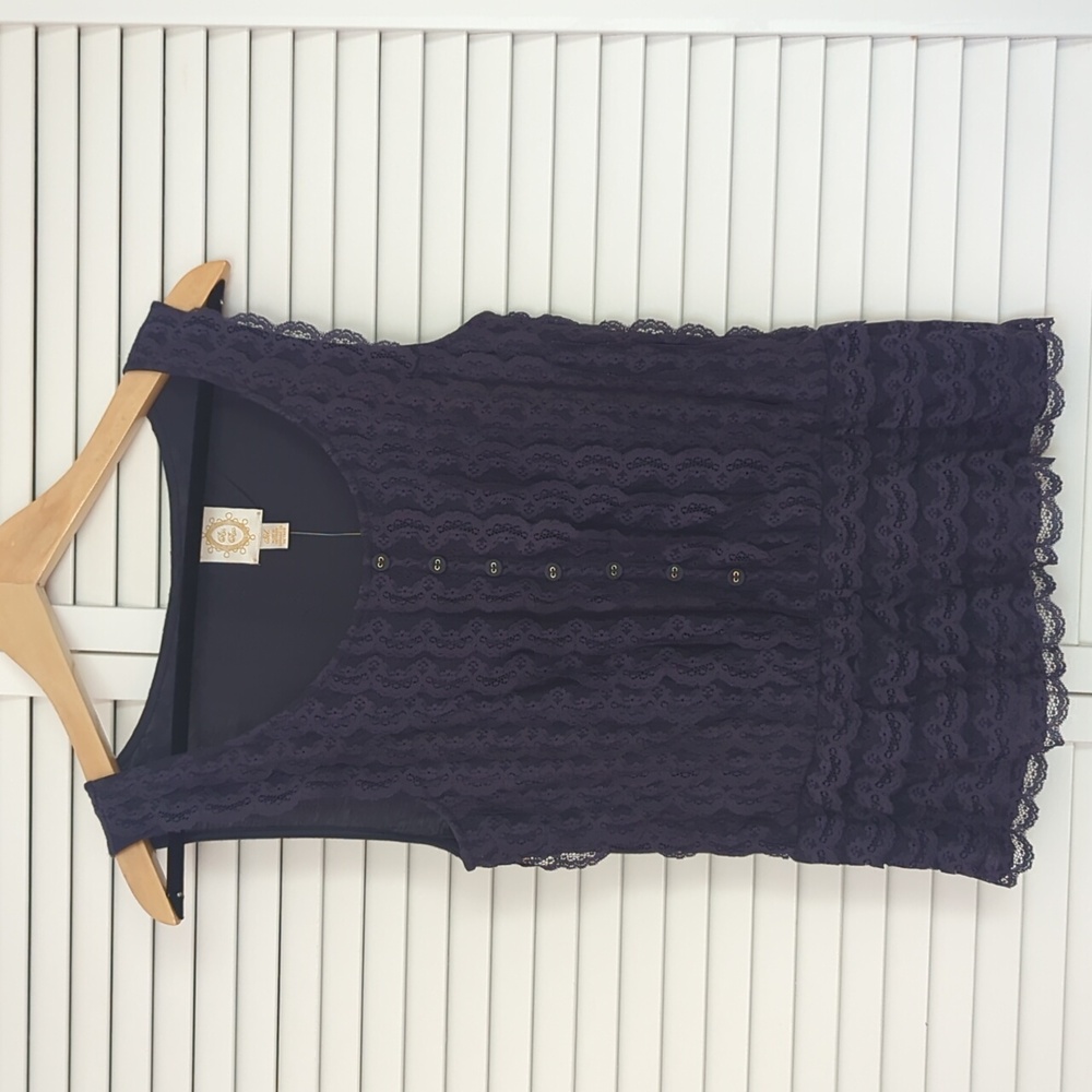 Anthropologie Ric Rac lace peplum knit tee